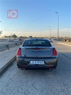 كرايسلر 300